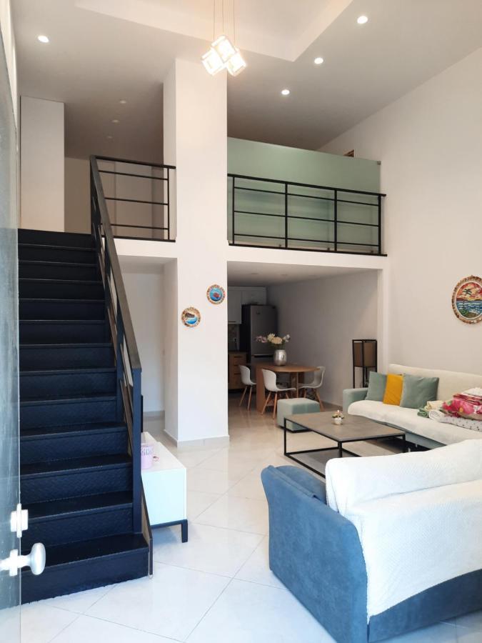Apartament Me Qera Dublex Lungomare Vlorë エクステリア 写真